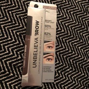 L’Oréal UNBELIEVABROW eyebrow gel
